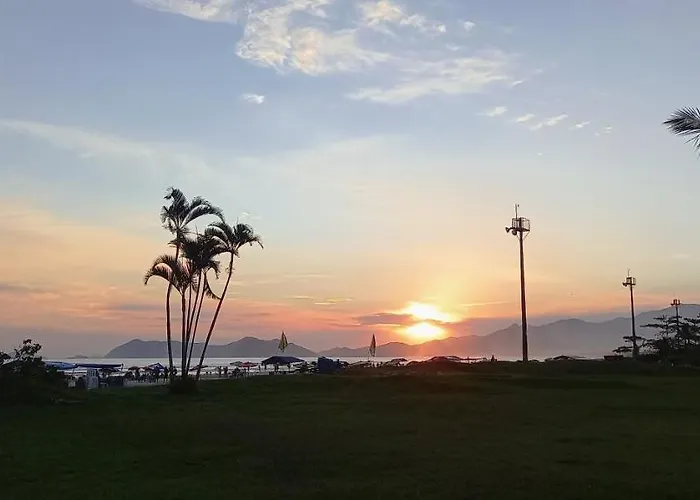 Cantinho do Indaiá - Apto pé na areia Bertioga