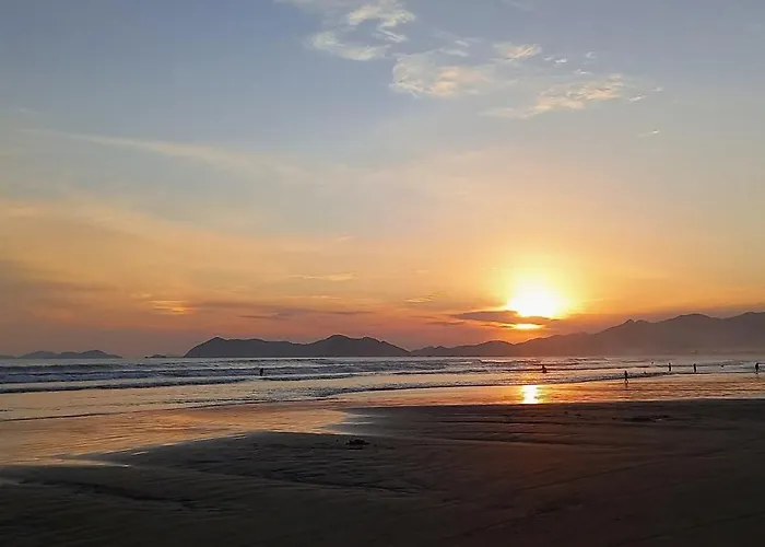 Cantinho do Indaiá - Apto pé na areia Bertioga